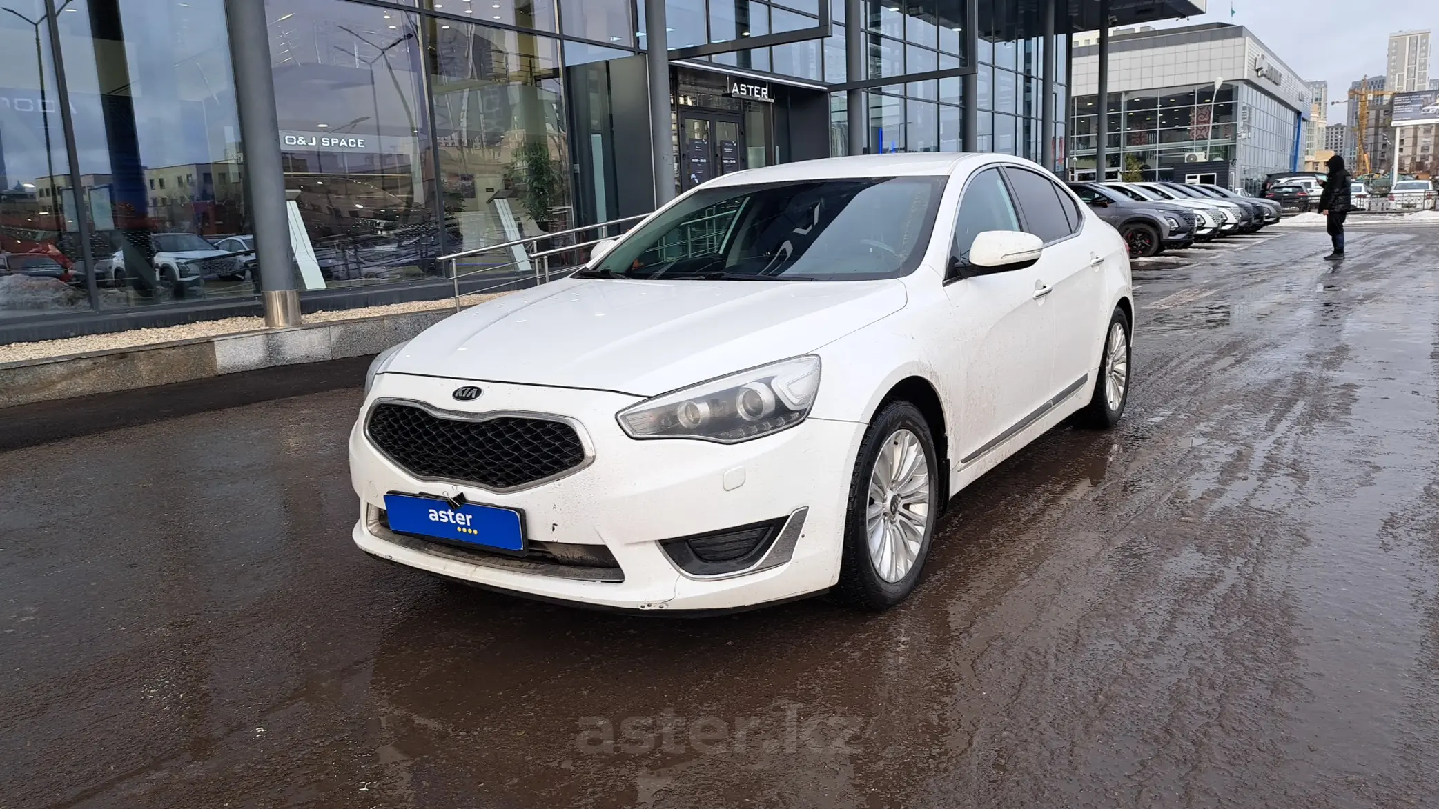 Kia Cadenza 2015