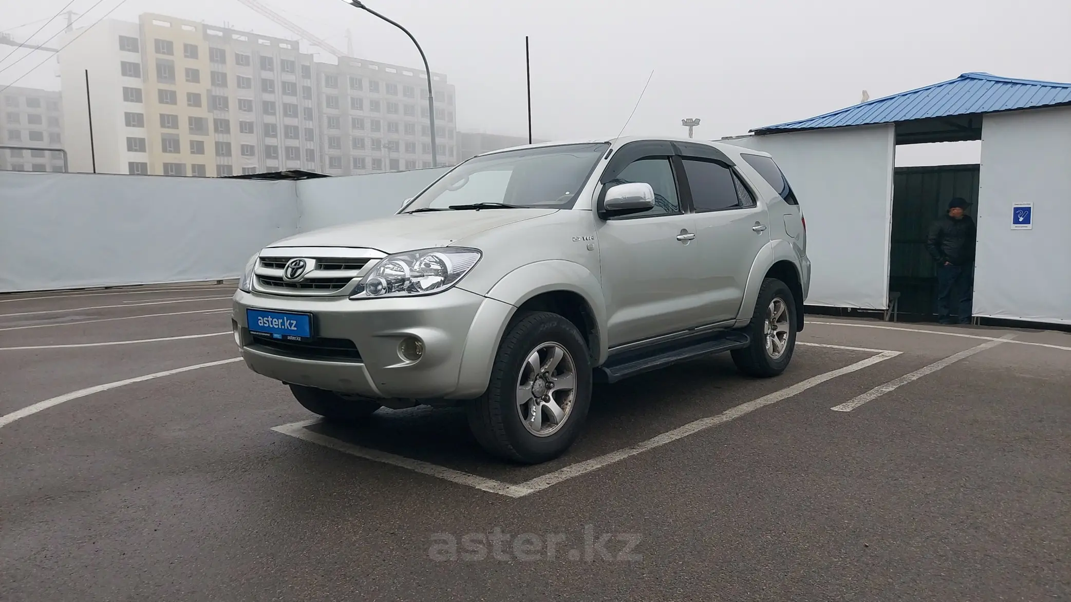 Toyota Fortuner 2005