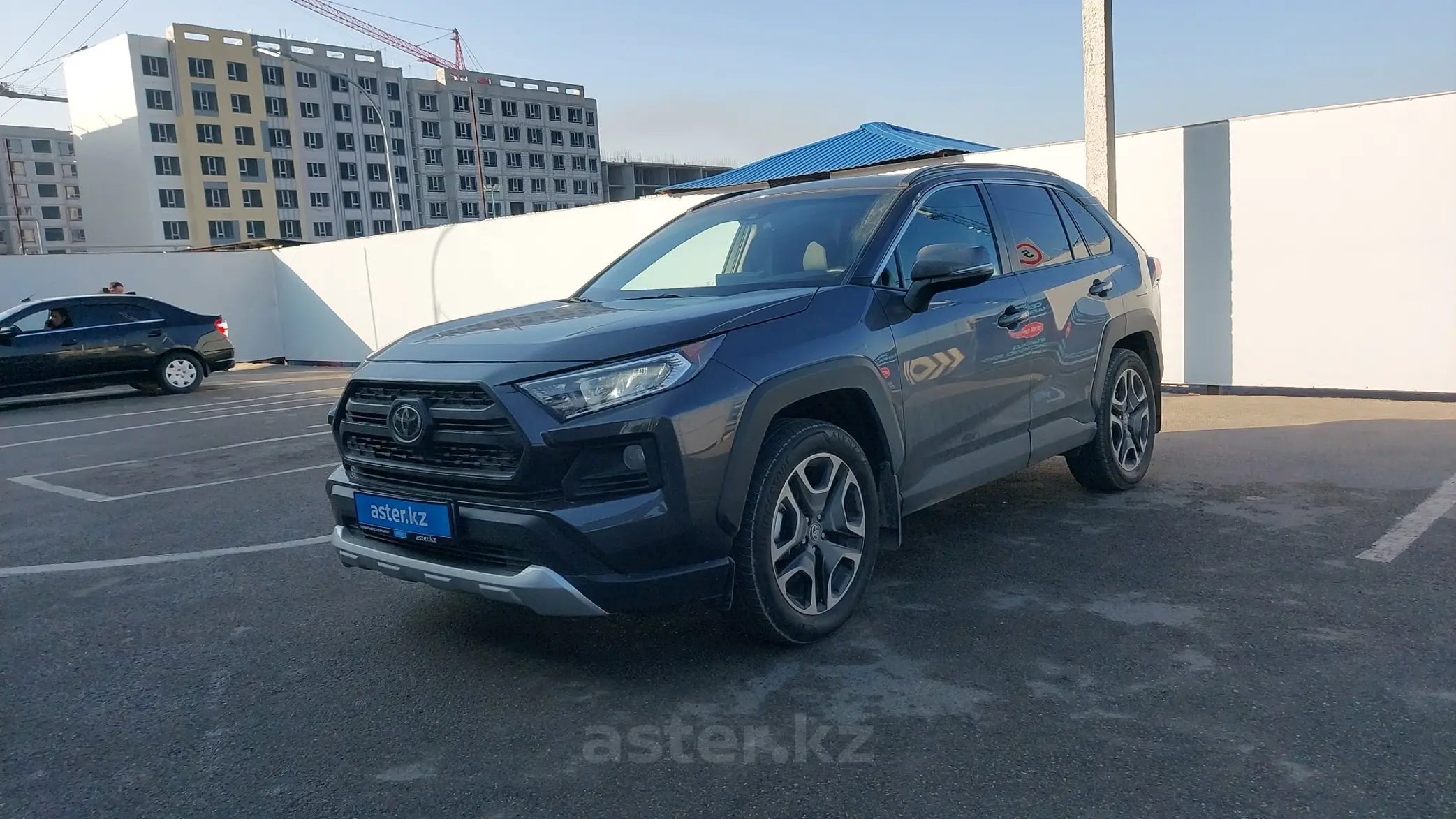 Toyota RAV4 2021