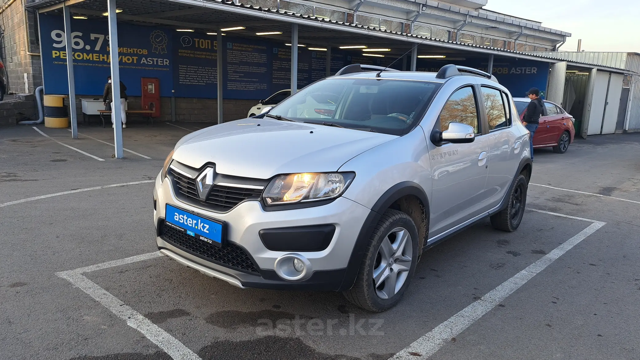 Renault Sandero 2015