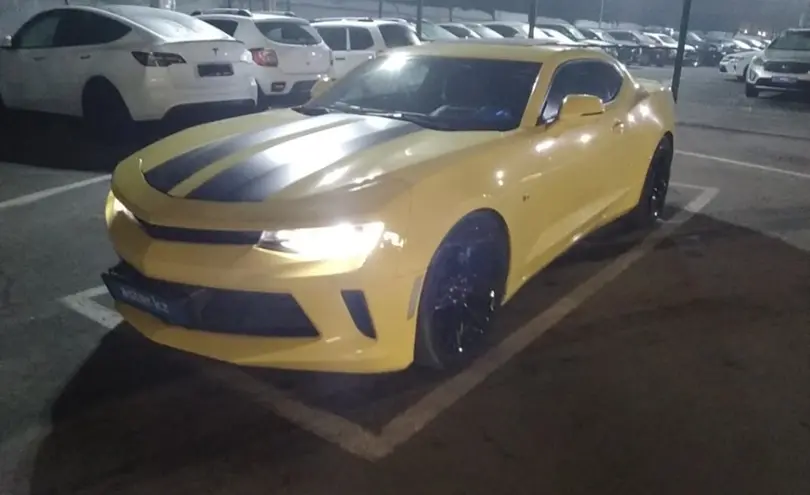 Chevrolet Camaro 2016 Р¶РµР»С‚С‹Р№