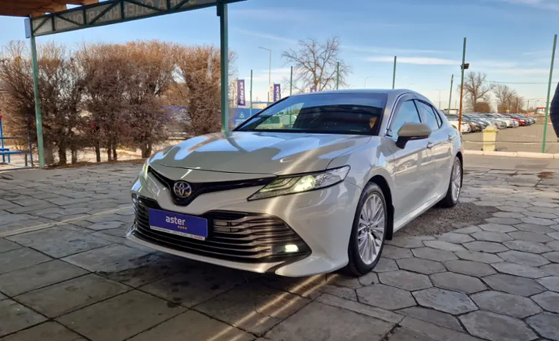 Toyota Camry 2018 года за 15 500 000 тг. в Талдыкорган