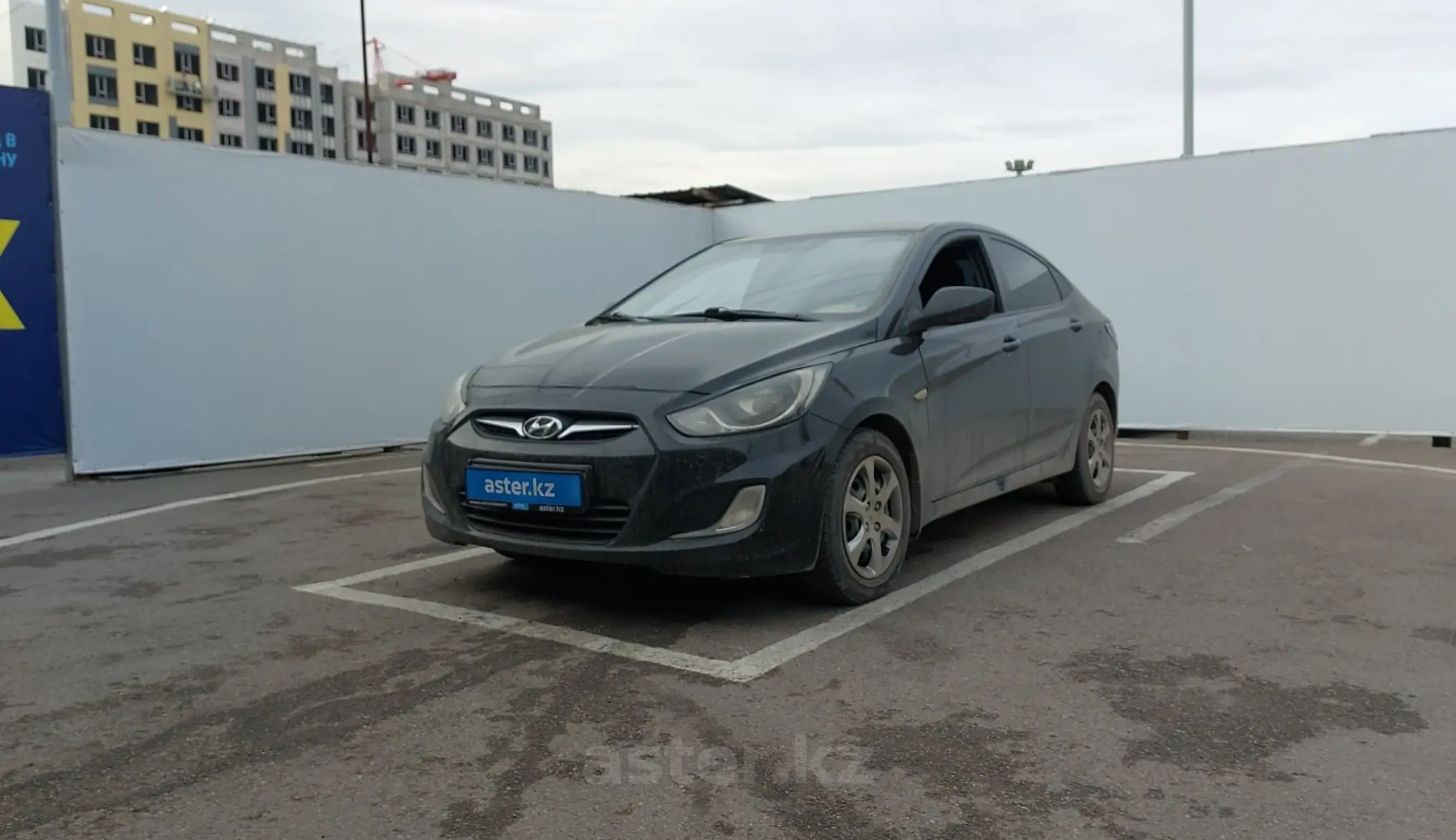 Hyundai Accent 2013