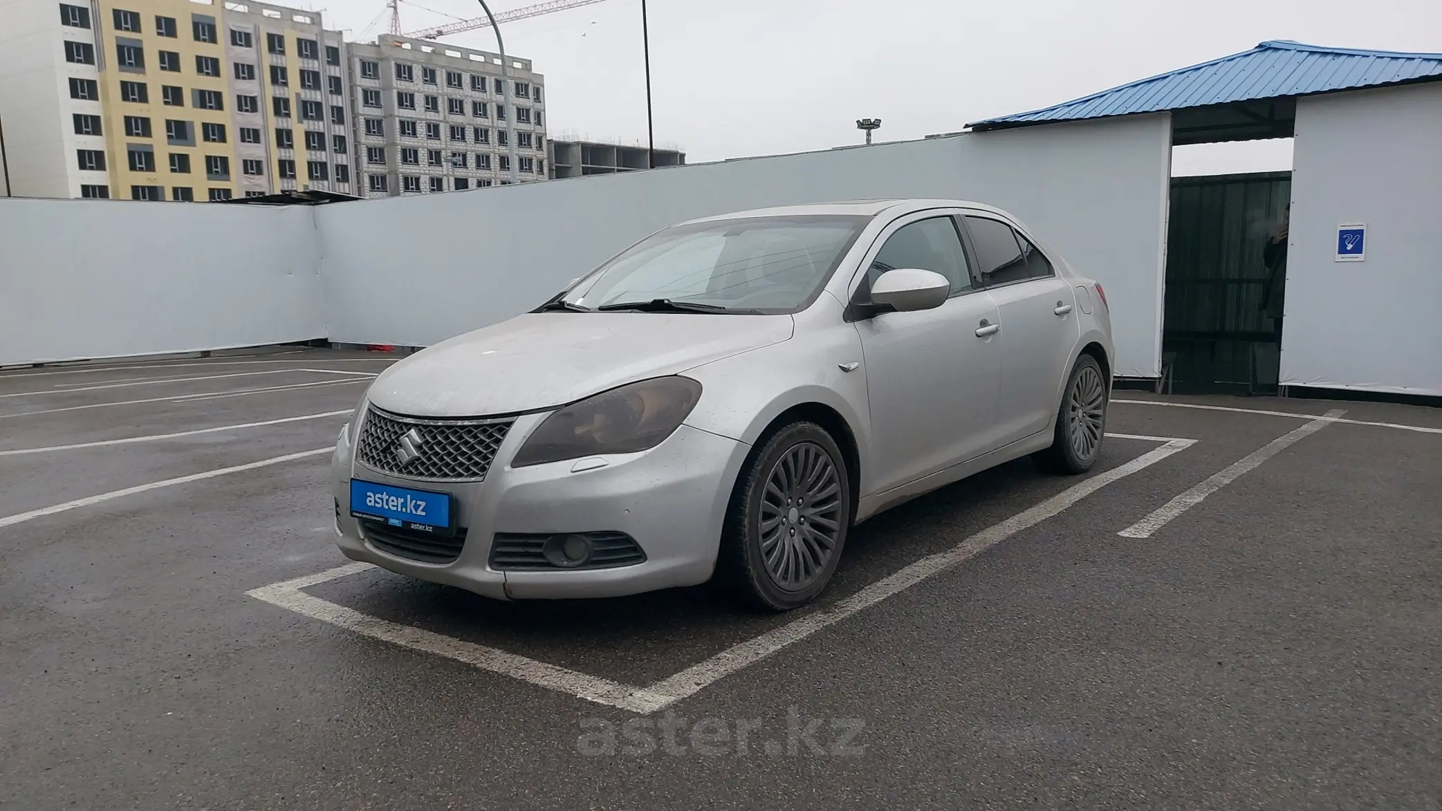 Suzuki Kizashi 2011