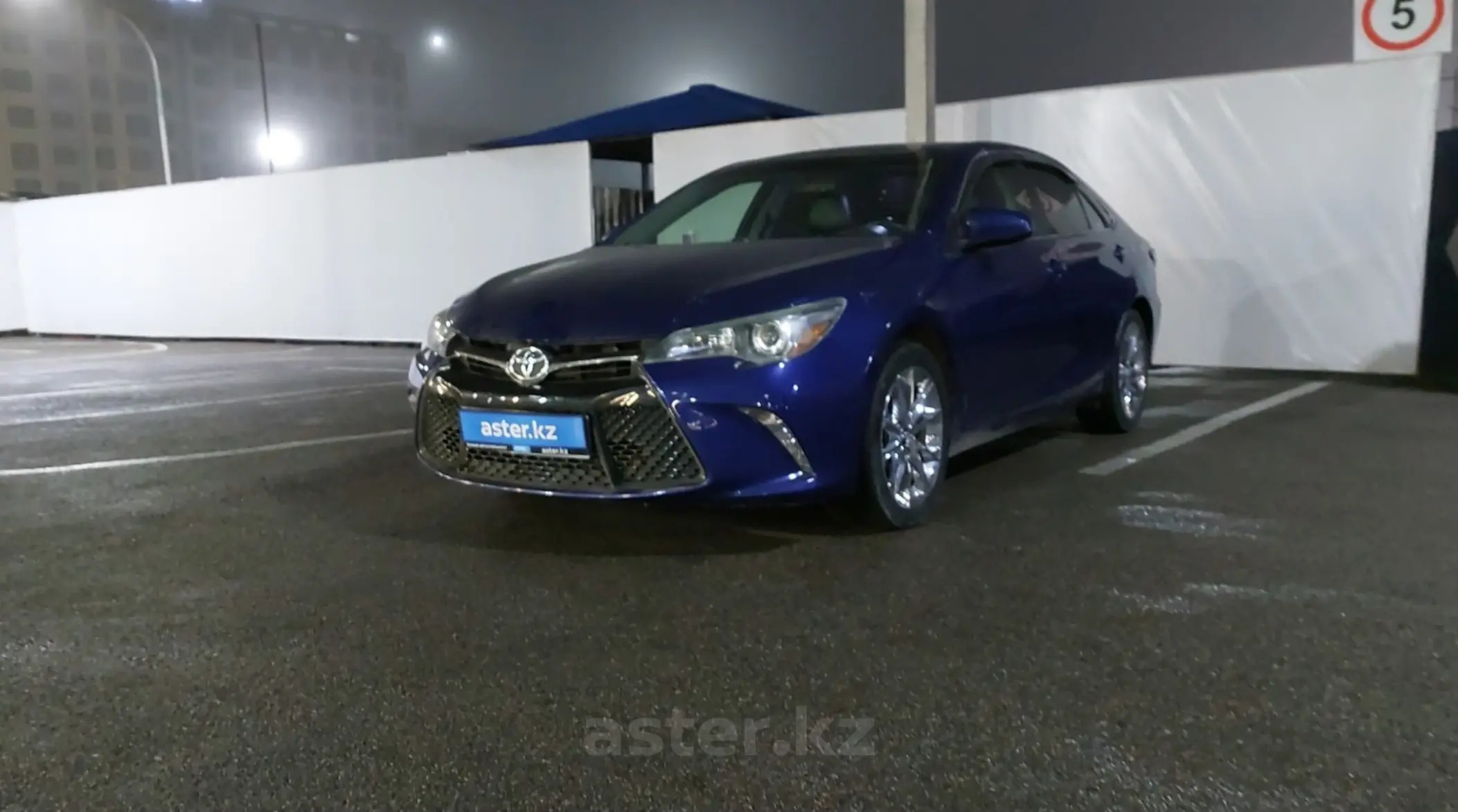 Toyota Camry 2014