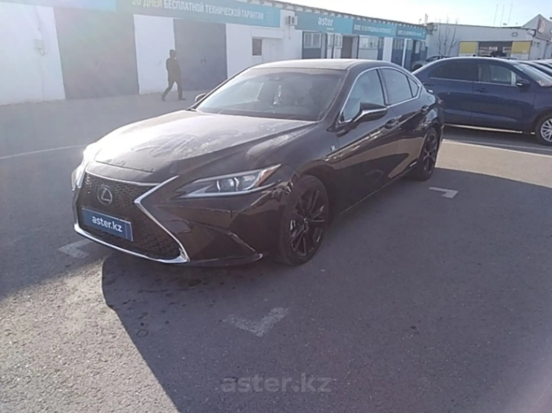 Lexus ES 2022