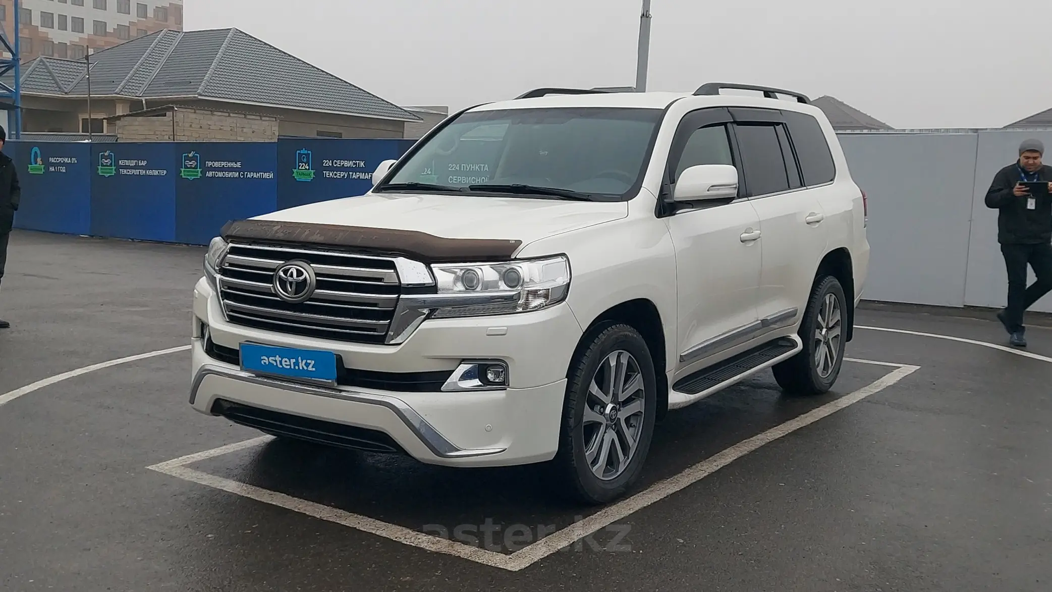 Toyota Land Cruiser 2016