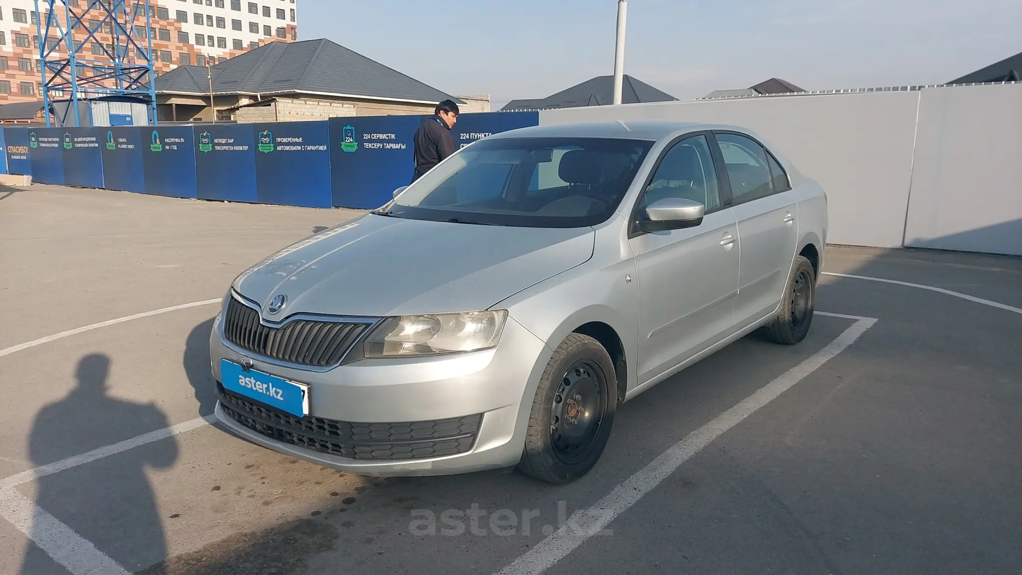 Купить Skoda Rapid 2013 года в Шымкенте, цена 3700000 тенге. Продажа Skoda  Rapid в Шымкенте - Aster.kz. №c971283