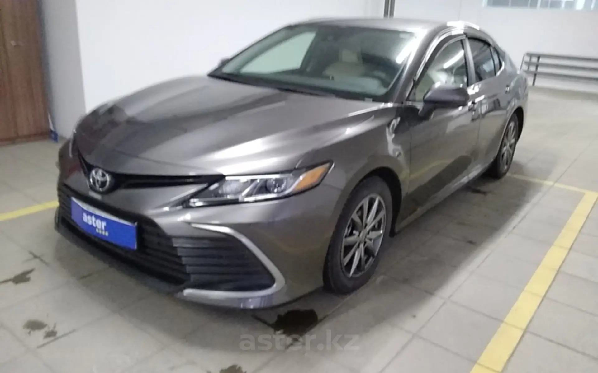 Toyota Camry 2021