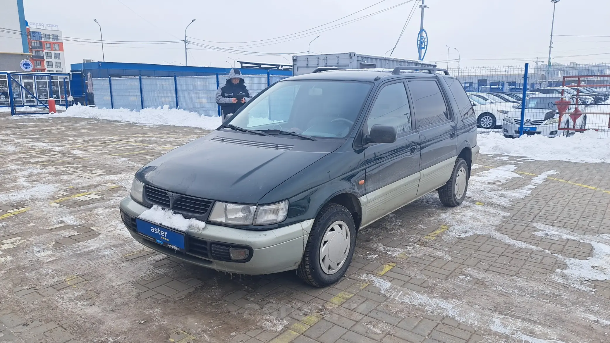 Mitsubishi Space Wagon 1996