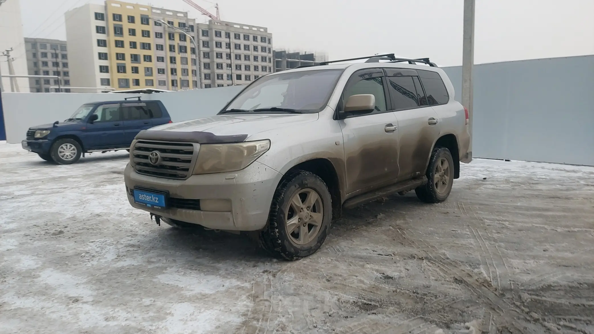 Toyota Land Cruiser 2010