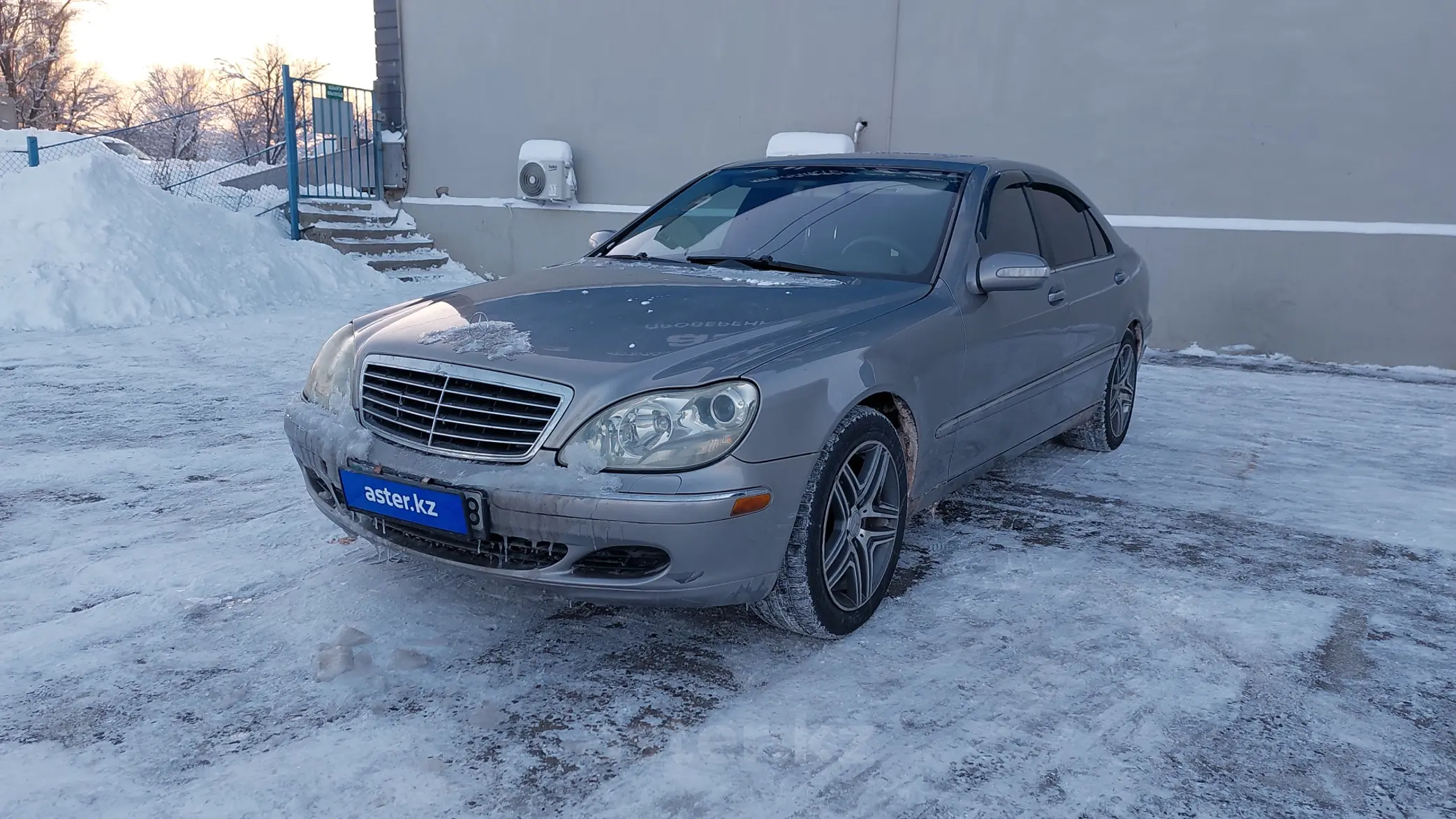 Mercedes-Benz S-Класс 2005