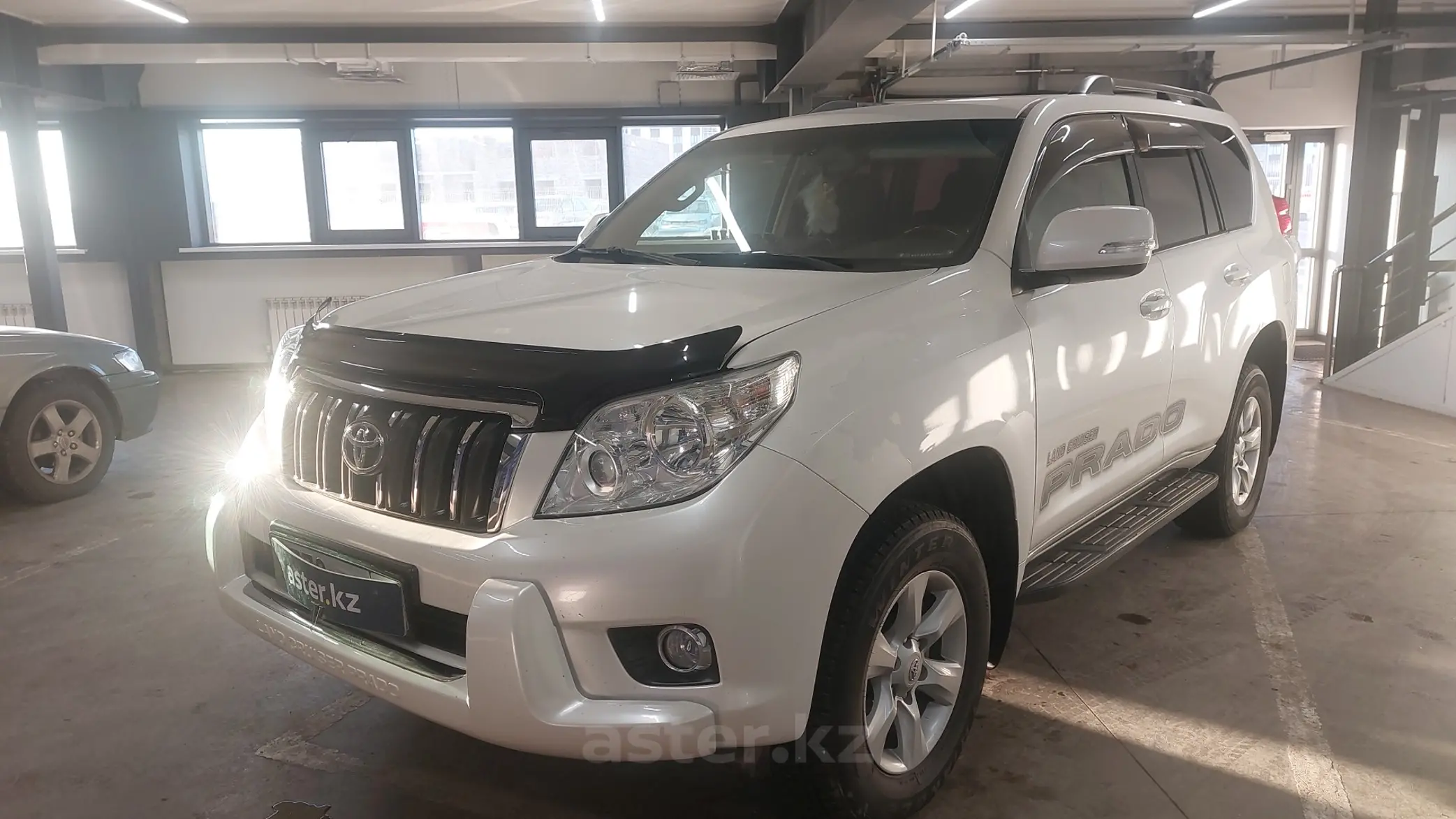 Toyota Land Cruiser Prado 2011