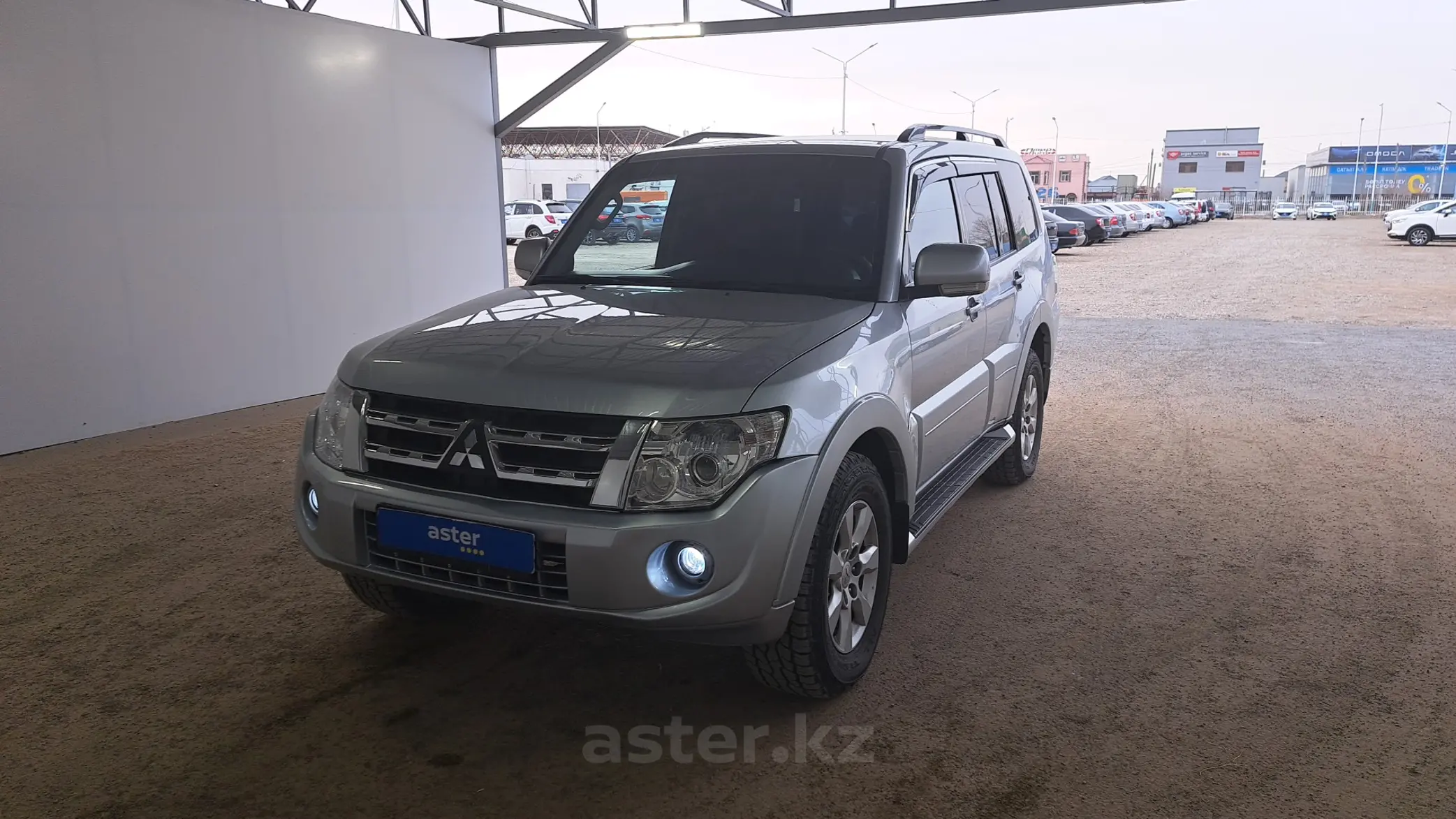 Mitsubishi Pajero 2008