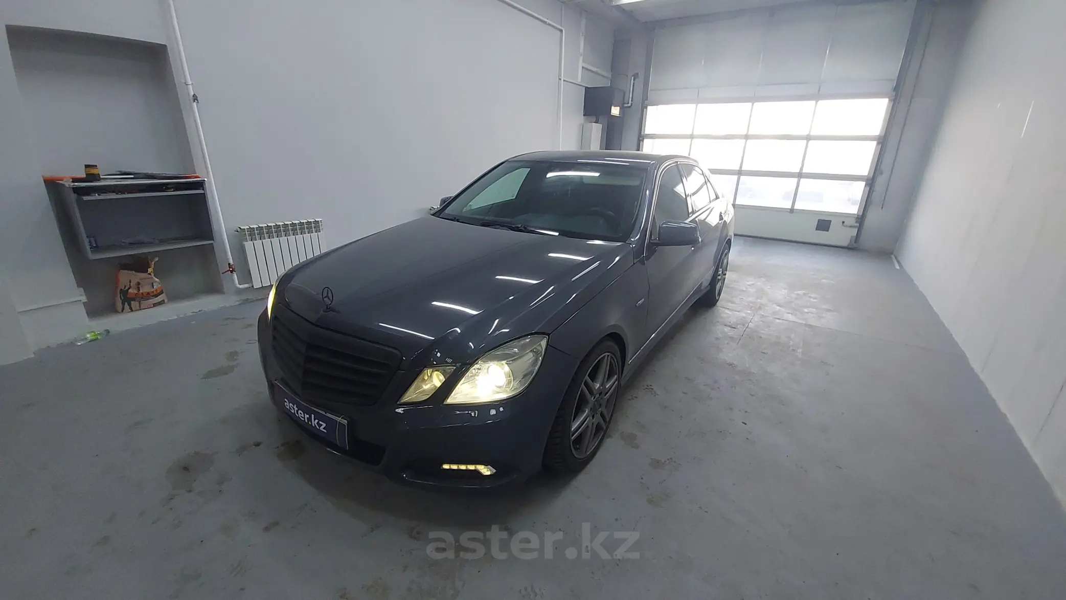 Mercedes-Benz E-Класс 2009