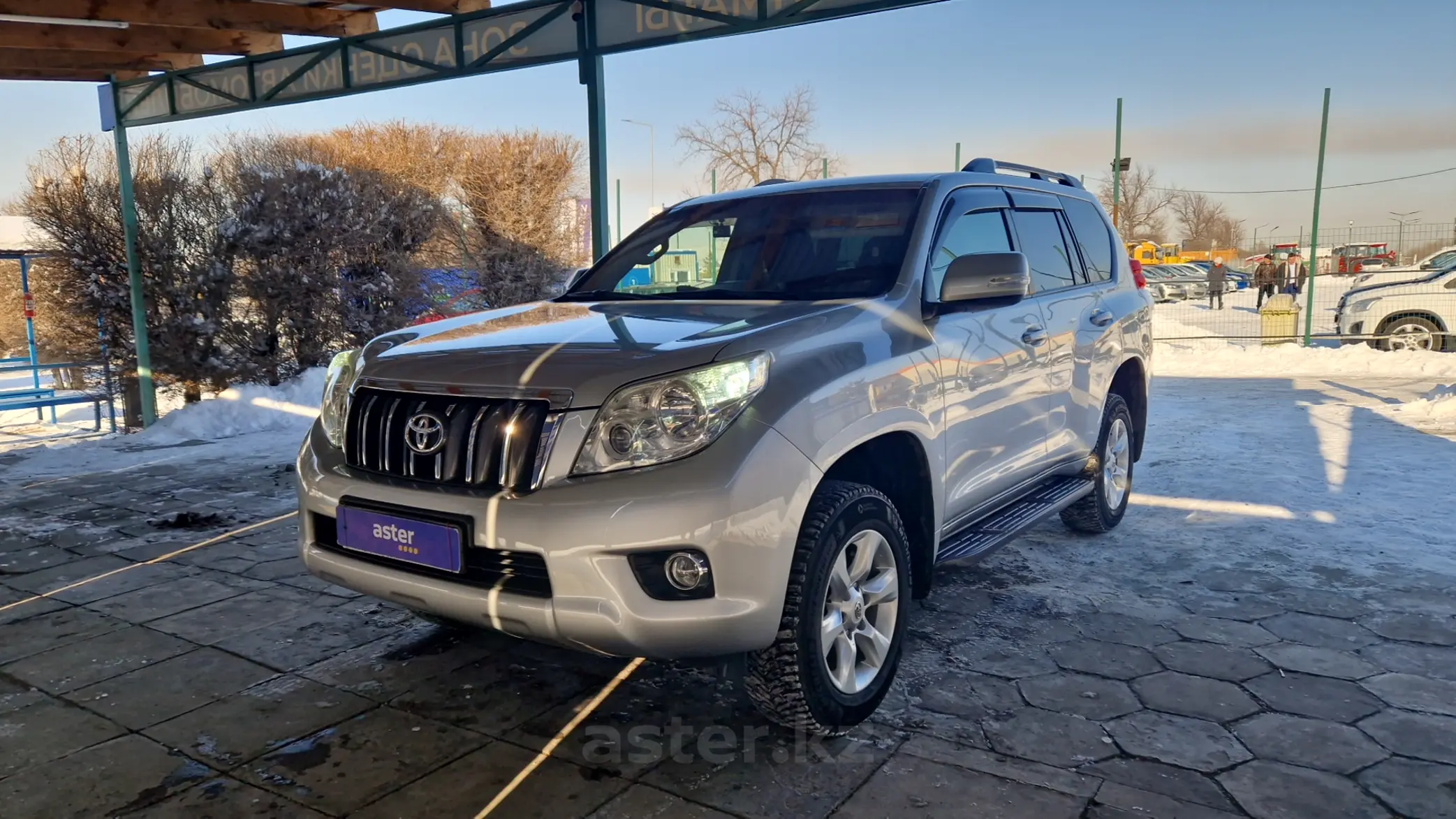 Toyota Land Cruiser Prado 2010