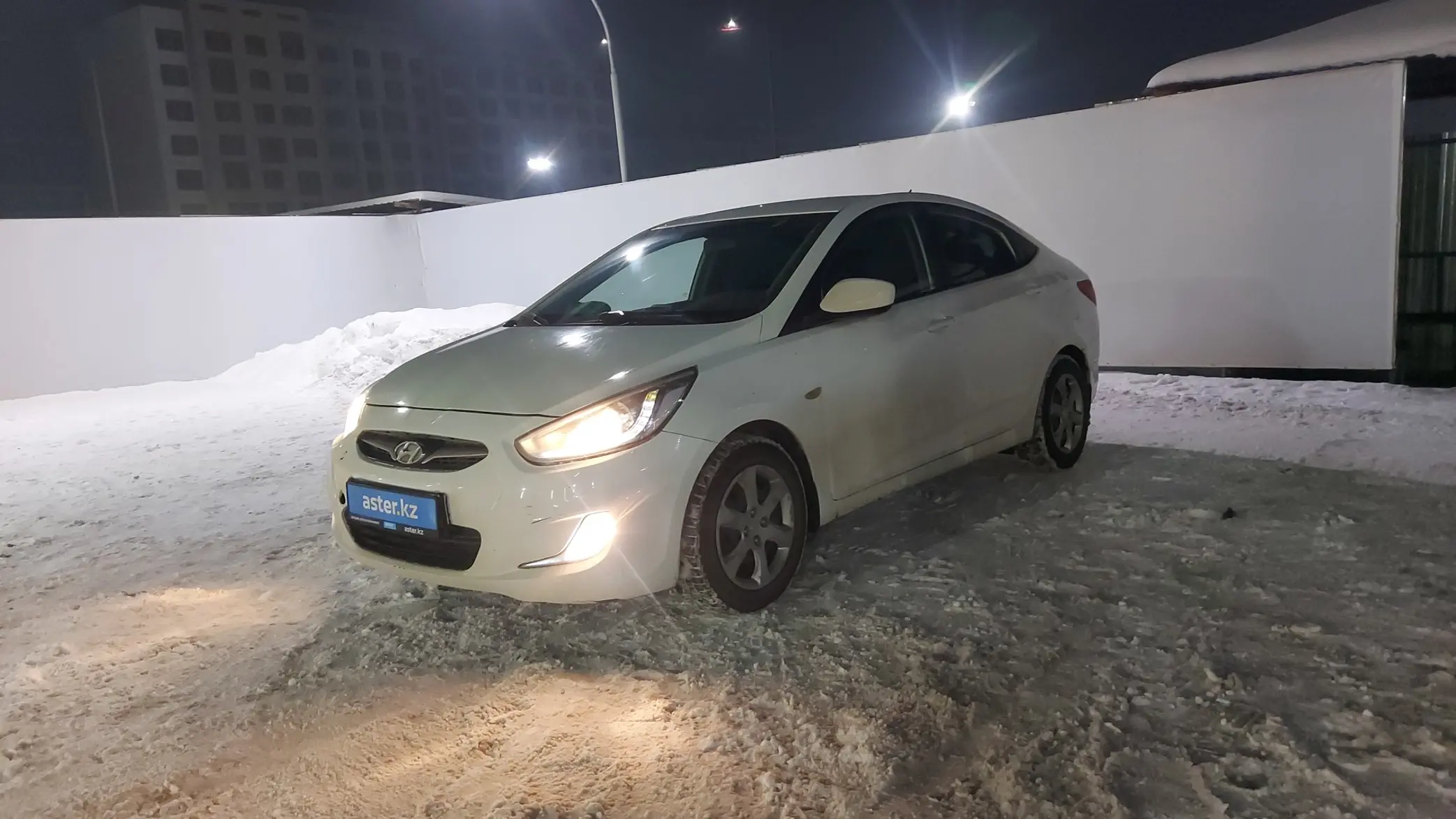 Hyundai Accent 2013