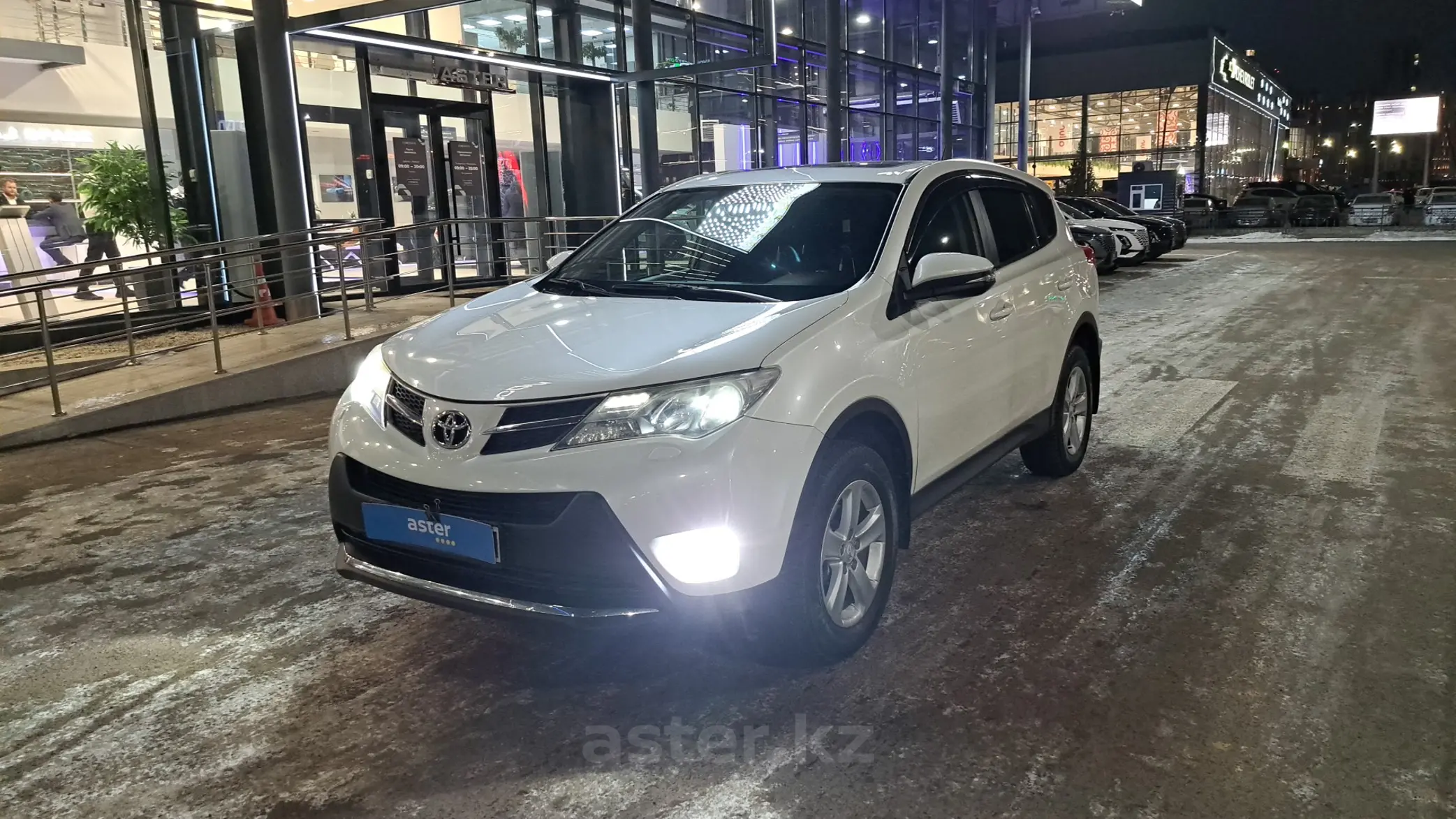 Toyota RAV4 2013