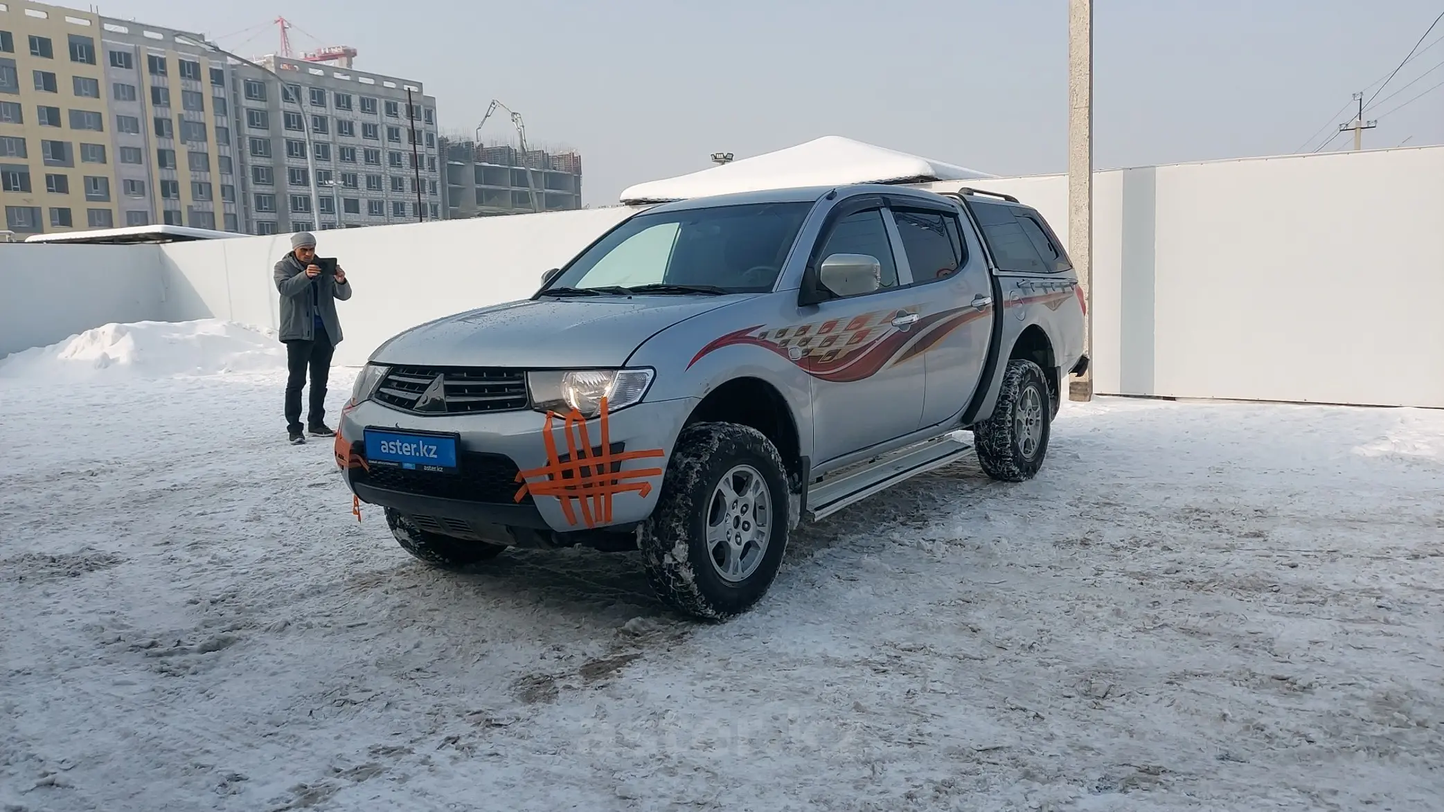 Mitsubishi L200 2012