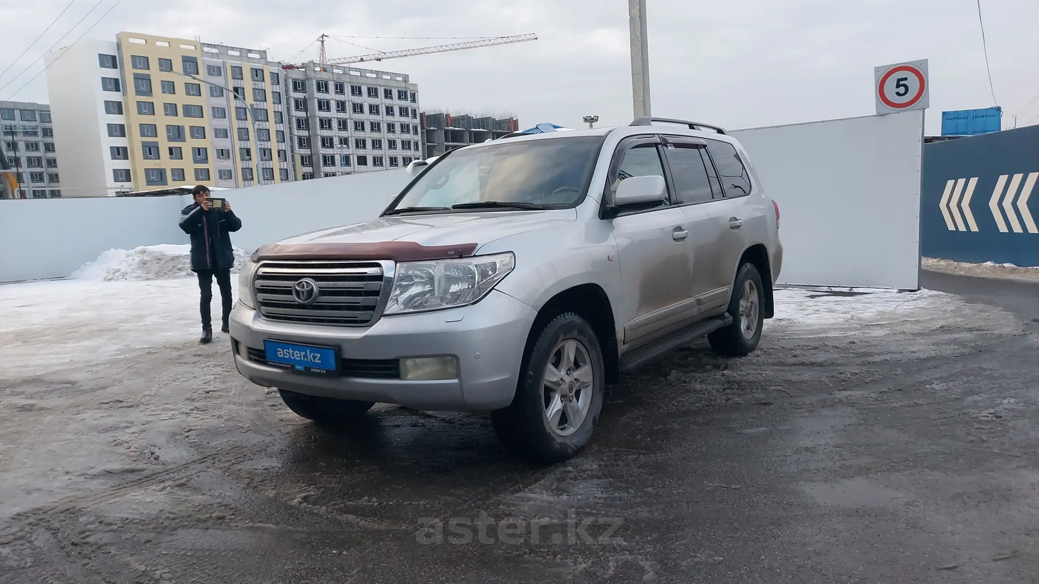 Toyota Land Cruiser 2010