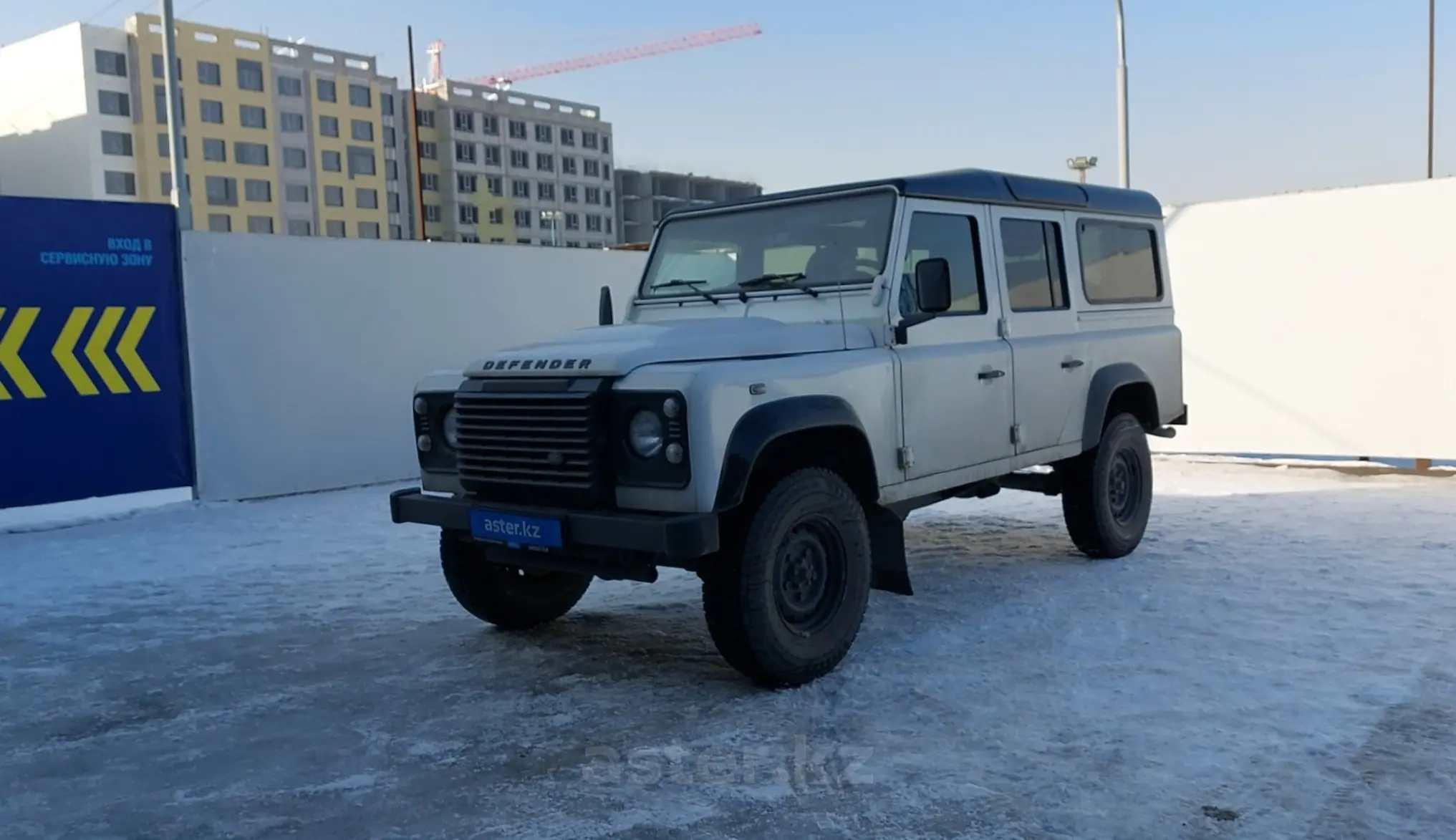 Land Rover Defender 2014