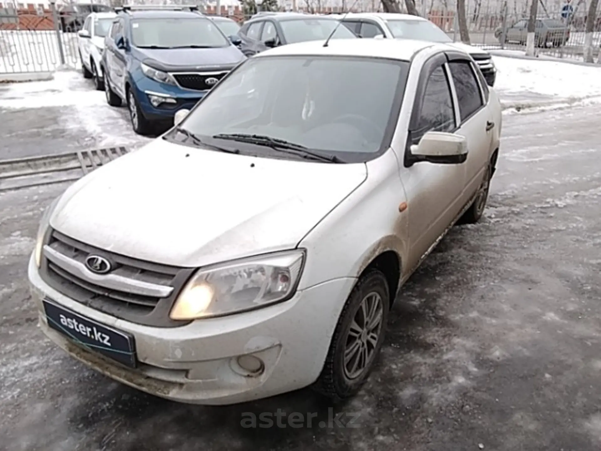 LADA (ВАЗ) Granta 2013