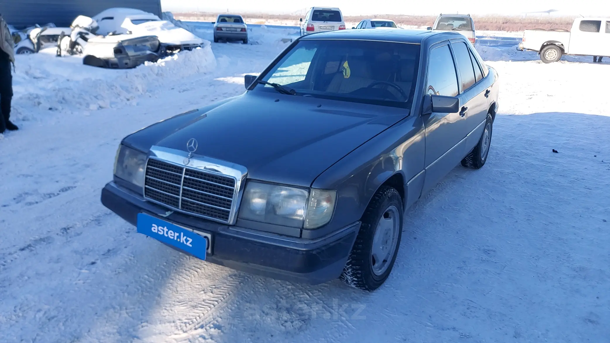 Mercedes-Benz E-Класс 1993