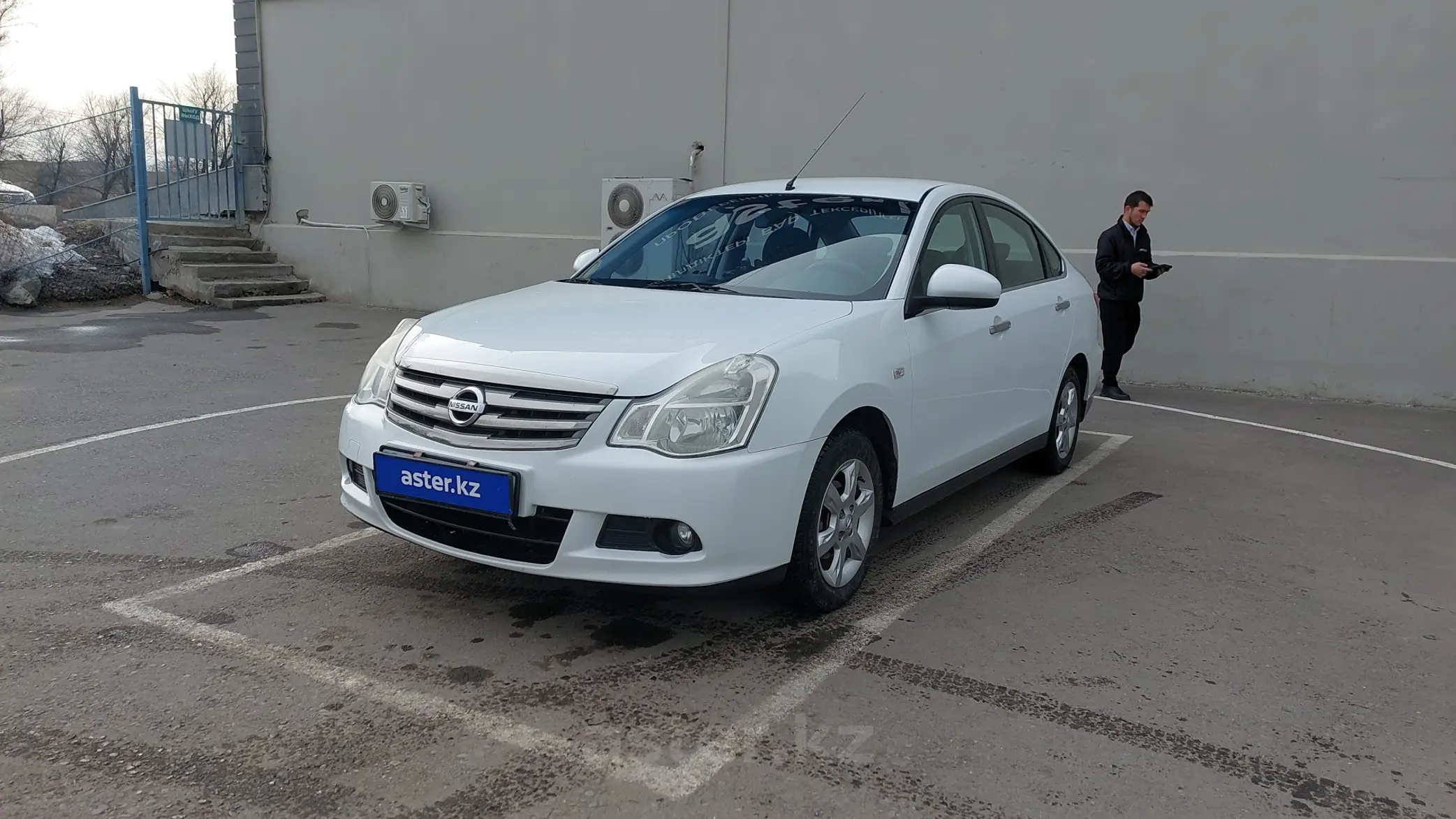 Nissan Almera 2013