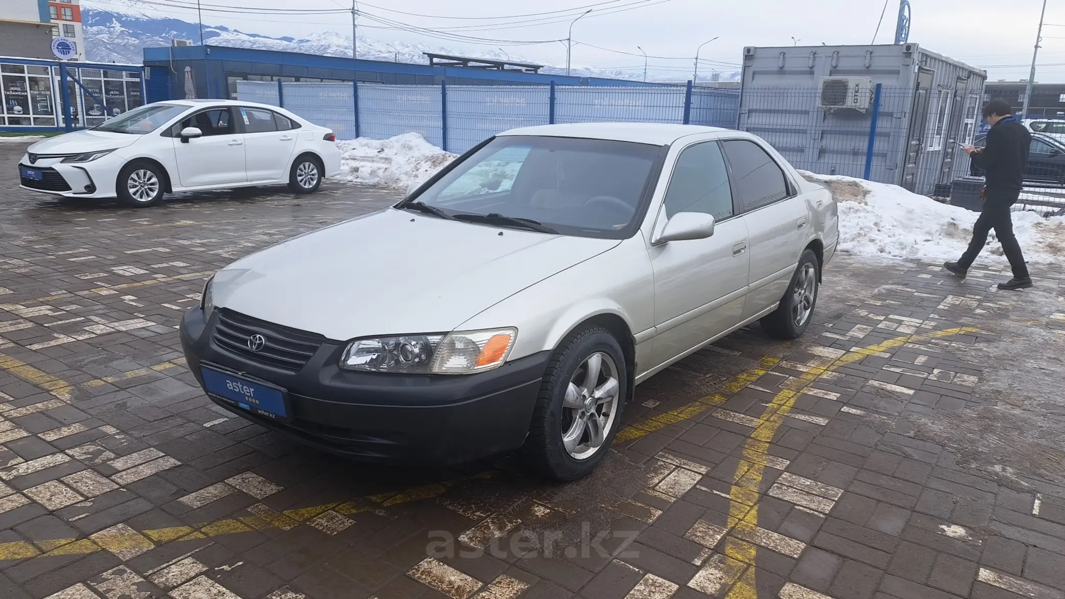 Toyota Camry 2000