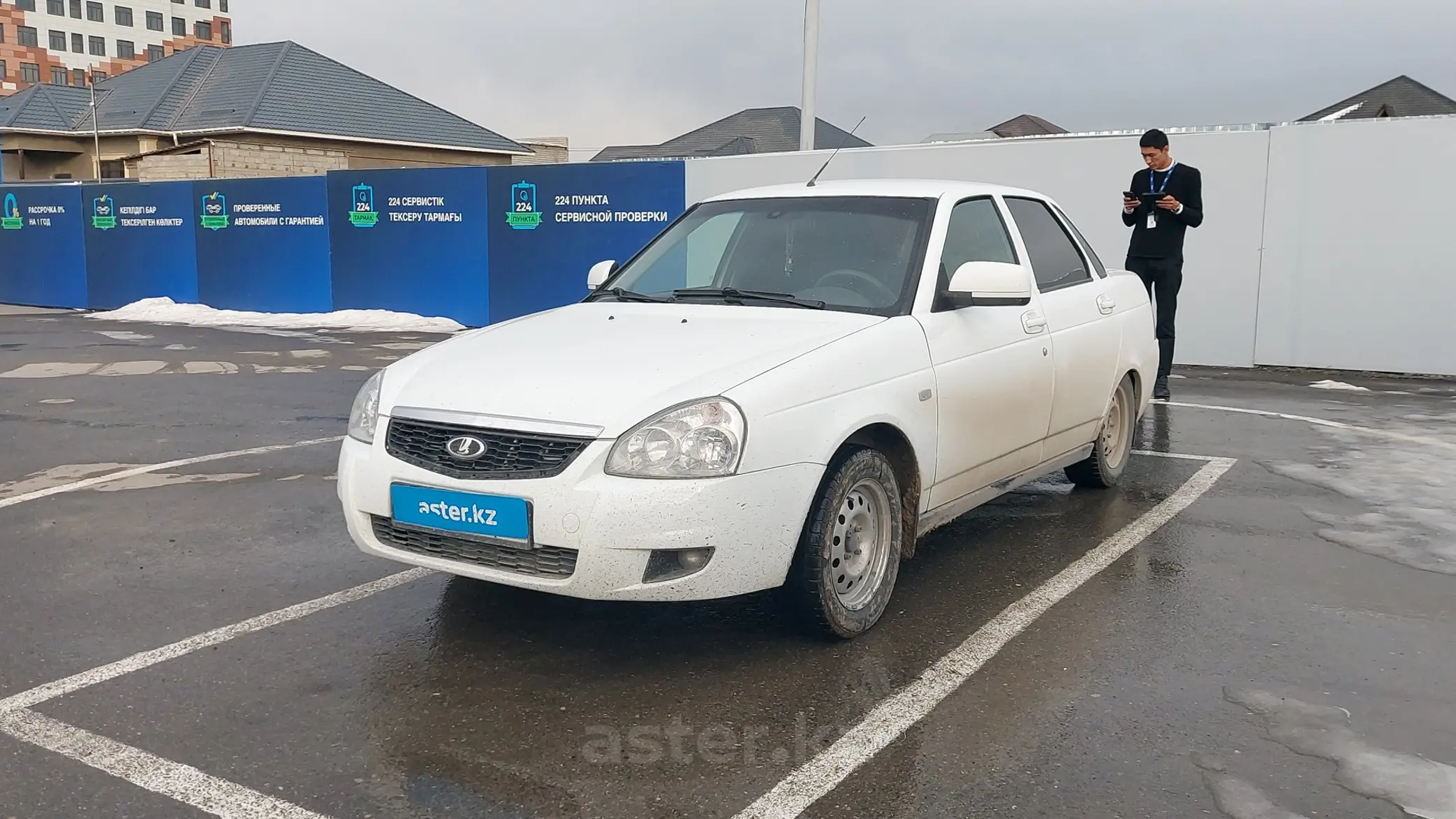 LADA (ВАЗ) Priora 2013