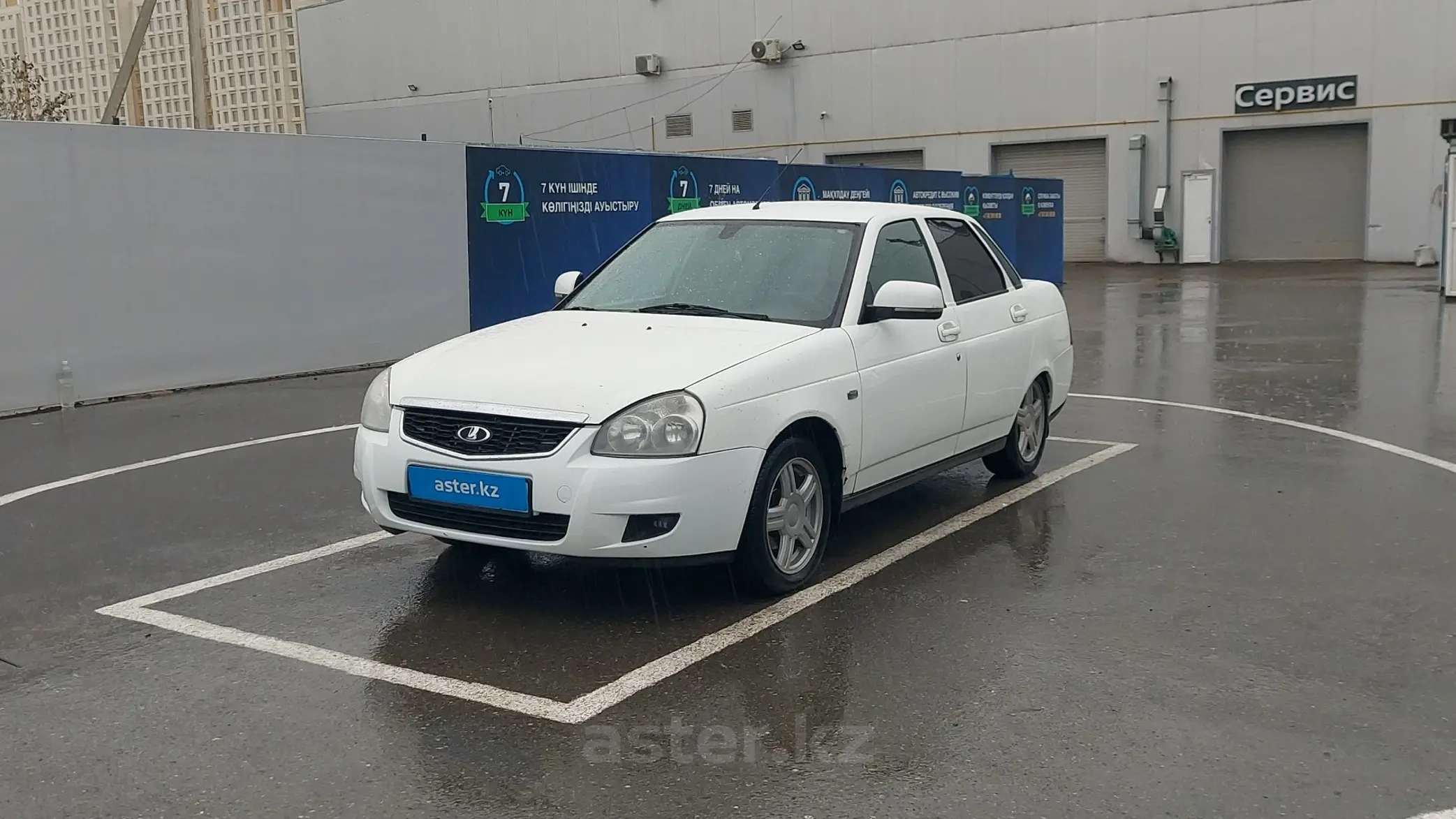 LADA (ВАЗ) Priora 2013