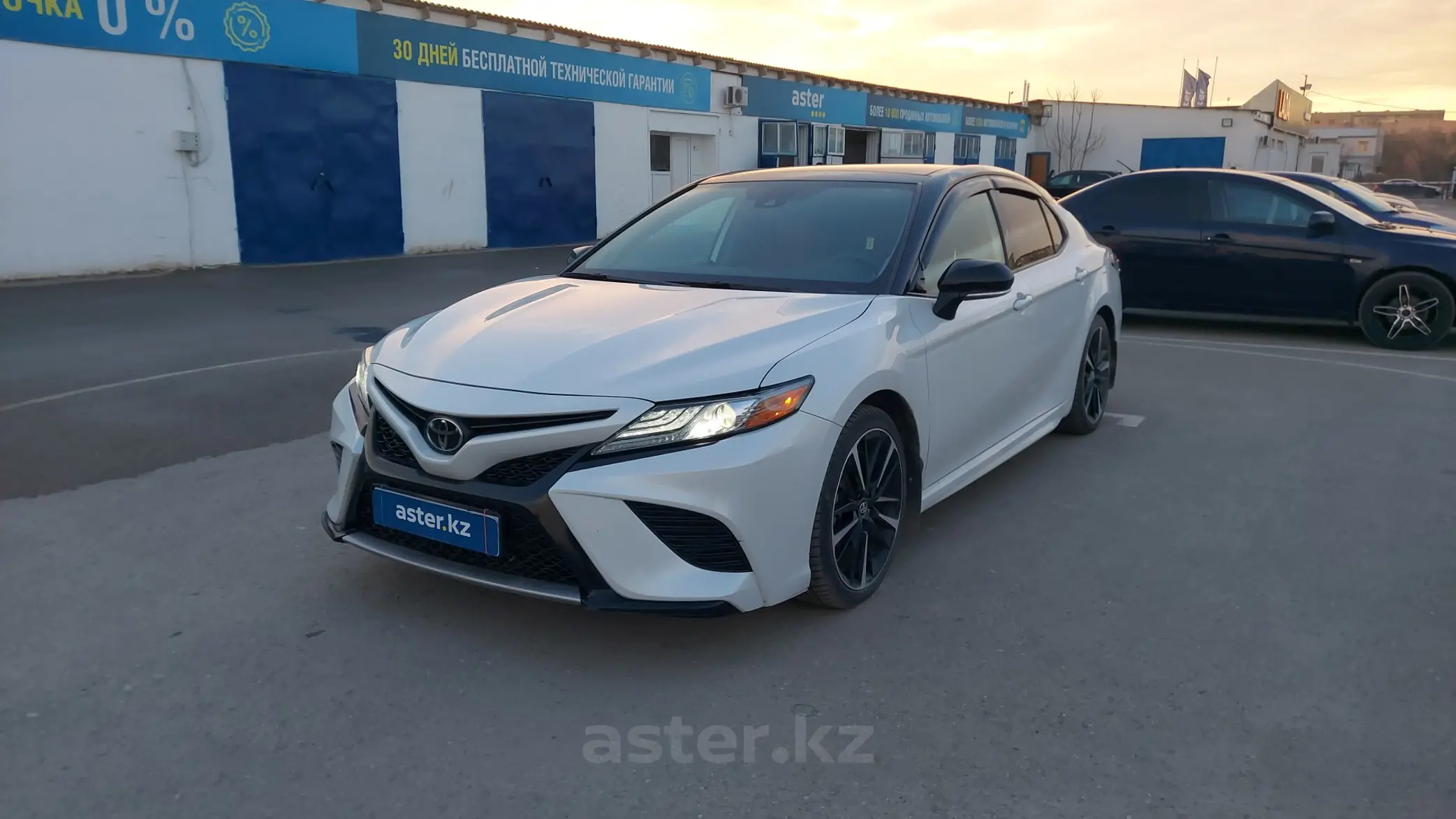 Toyota Camry 2019