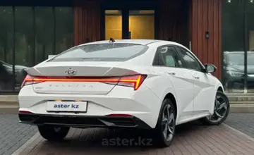 Hyundai Elantra 2023 года за 10 700 000 тг. в Алматы фото 4