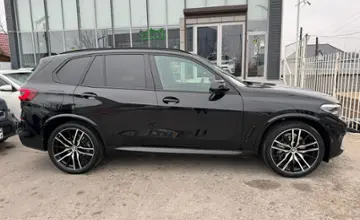 BMW X5 2022 года за 42 090 000 тг. в Шымкент фото 3