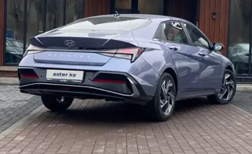 Hyundai Elantra 2023 года за 9 790 000 тг. в Алматы фото 4