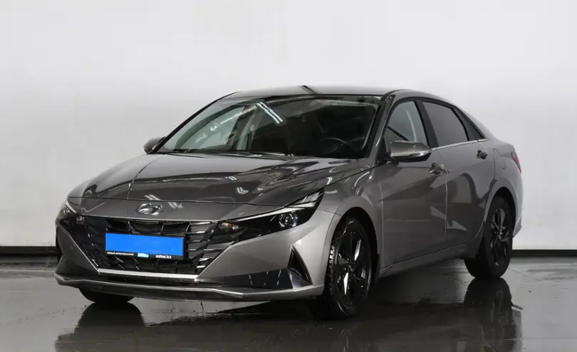 Hyundai Elantra 2021 года за 10 990 000 тг. в Алматы
