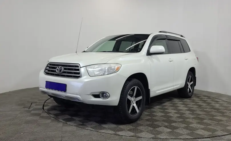 Toyota Highlander 2010 года за 10 490 000 тг. в Алматы