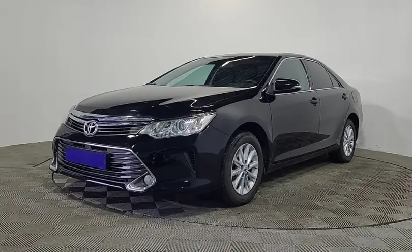 Toyota Camry 2015 года за 10 490 000 тг. в Алматы