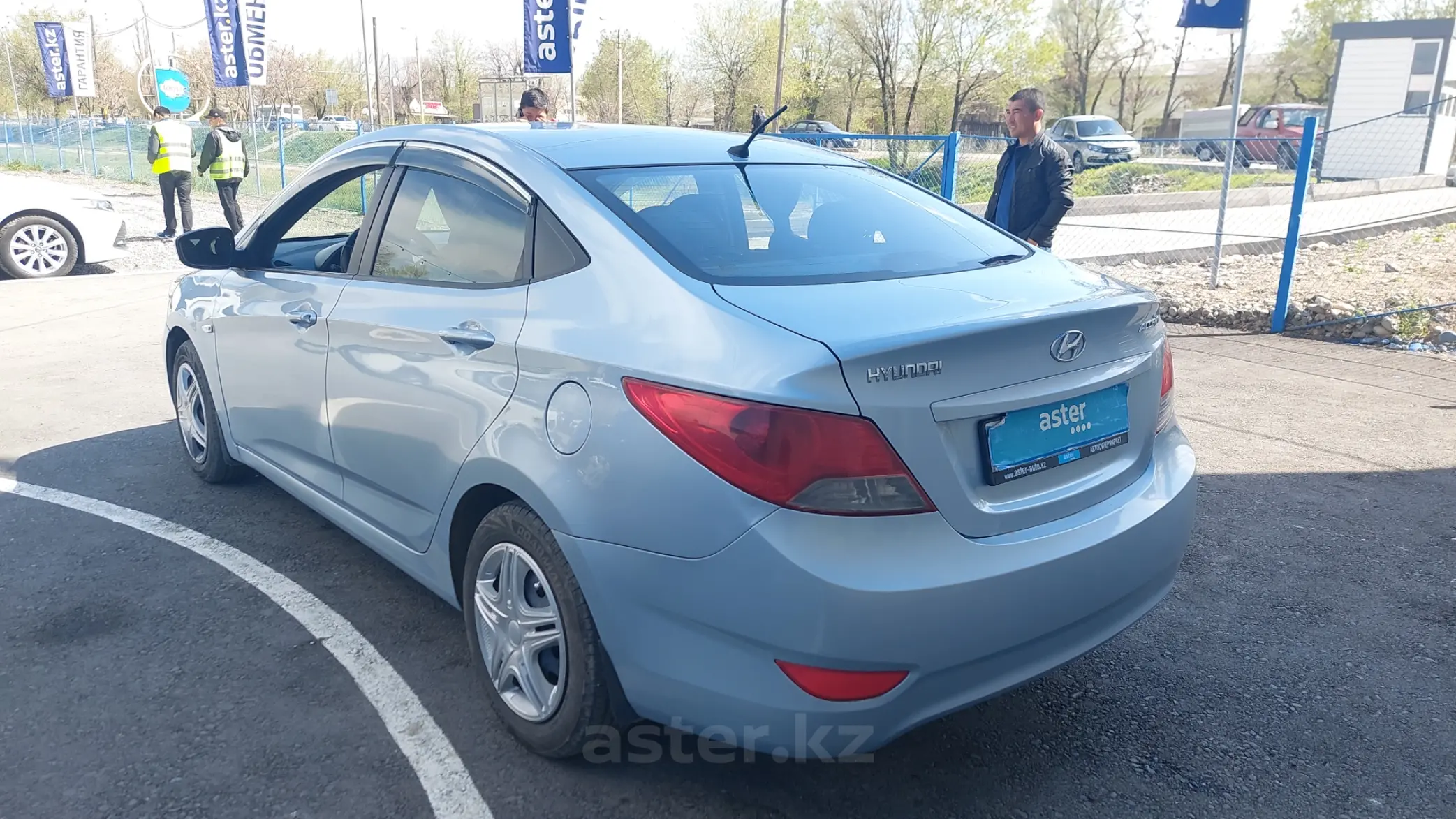 Купить Hyundai Accent 2013 года в Таразе, цена 5700000 тенге. Продажа  Hyundai Accent в Таразе - Aster.kz. №c810101