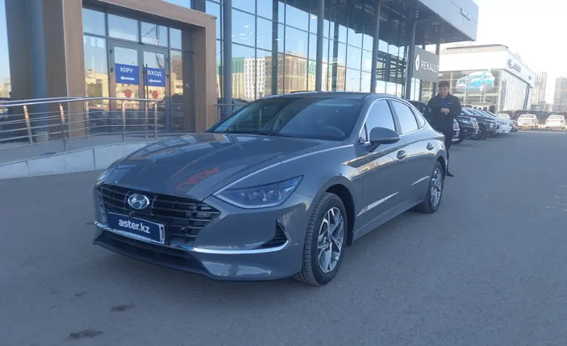 Hyundai Sonata 2022 года за 13 000 000 тг. в Астана