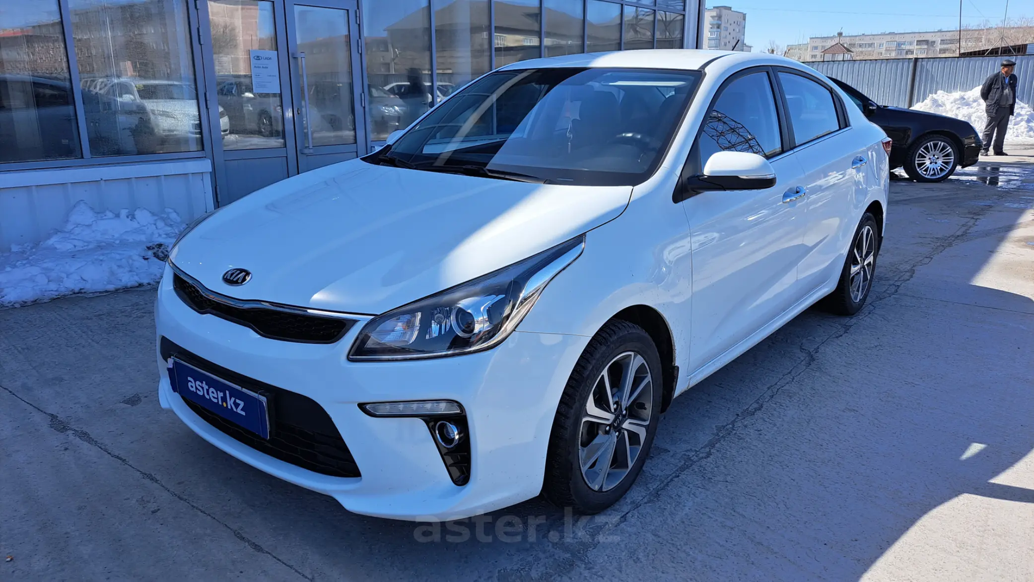 Купить Kia Rio 2019 года в Экибастузе, цена 9000000 тенге. Продажа Kia Rio  в Экибастузе - Aster.kz. №c820694