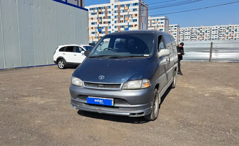 Toyota Granvia 1995 года за 3 000 000 тг. в Алматы