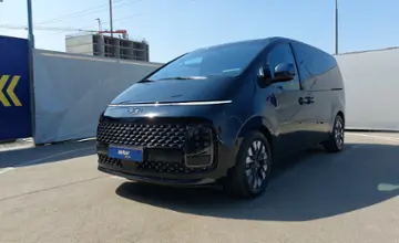 Hyundai Staria 2022 года за 32 000 000 тг. в Алматы