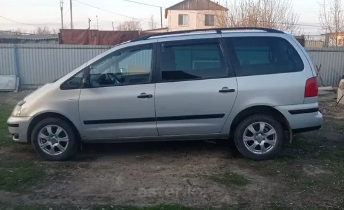 Volkswagen Sharan 2002 года