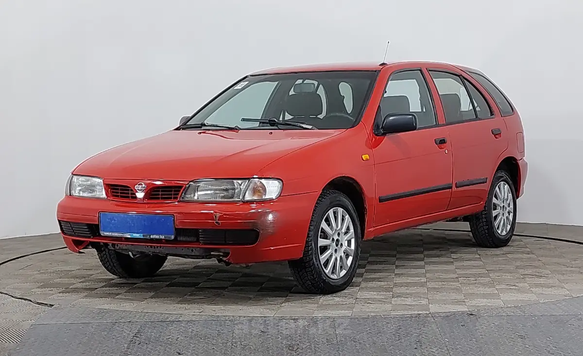 1996 Nissan Almera