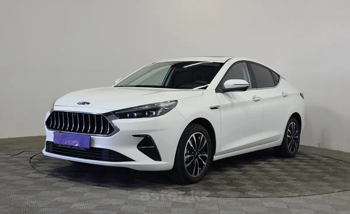 2022 JAC J7