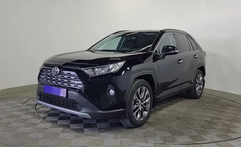 Toyota RAV4 2020 года за 17 250 000 тг. в Алматы