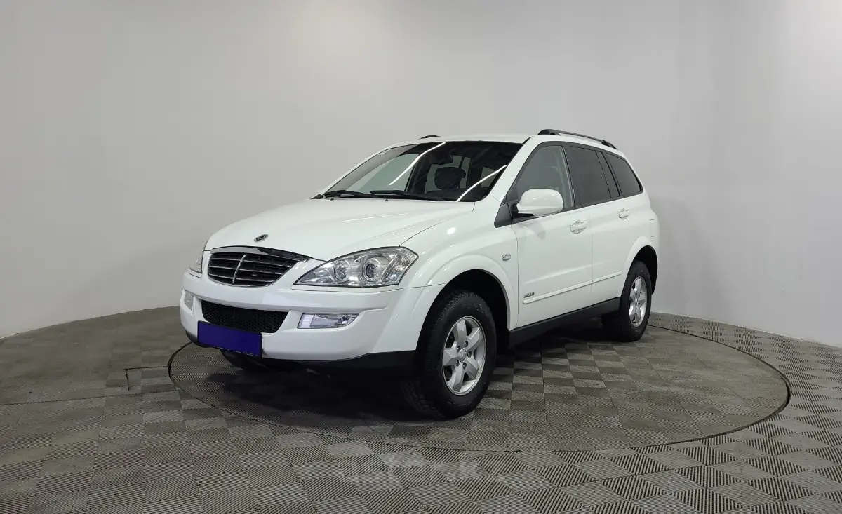 SSANGYONG Kyron Р±РµР»С‹Р№