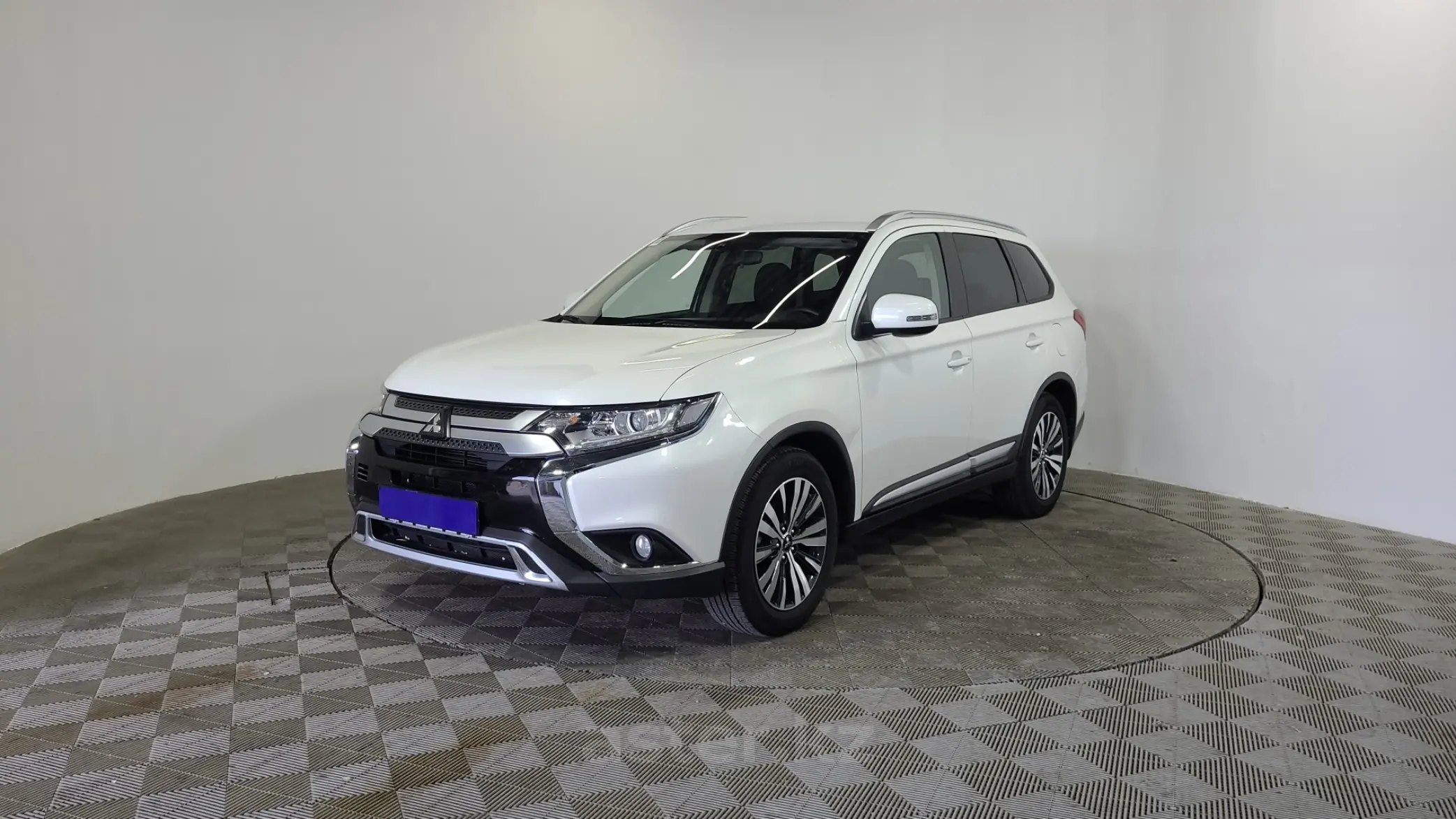 Mitsubishi Outlander 2020