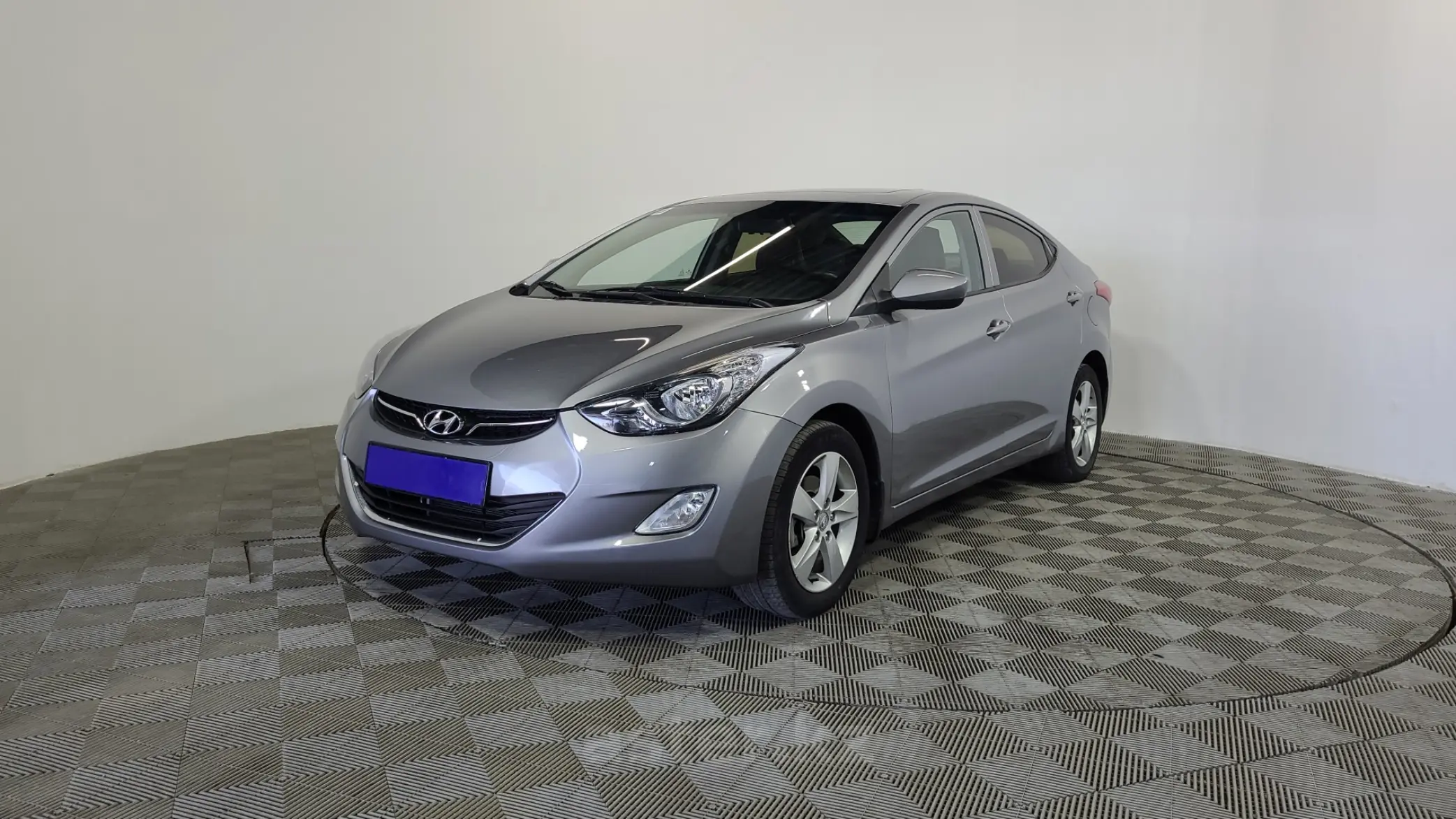 Hyundai Elantra 2013